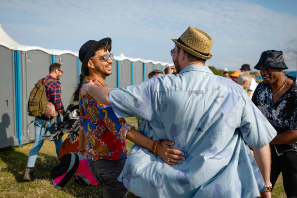 Best Luxury portable toilet rental  in Okawvle, IL